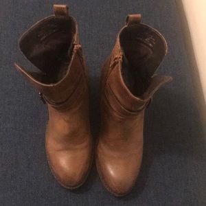 STEVE MADDEN BOOTS